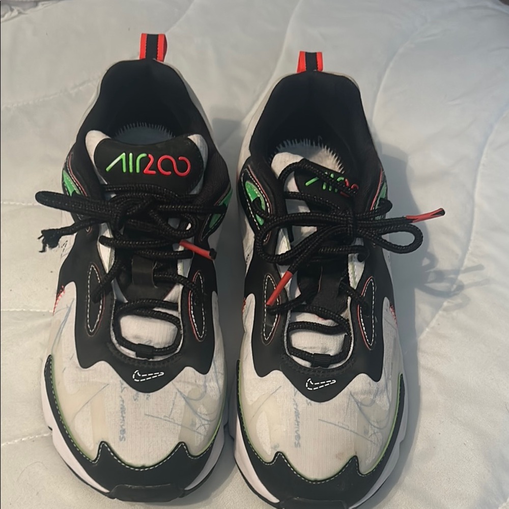 Nike Black and Green Athletic Shoes with Chunky Design